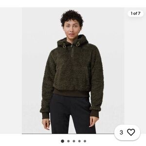 lululemon oh so sherpa EUC size 6 jacket, half zip, dark olive